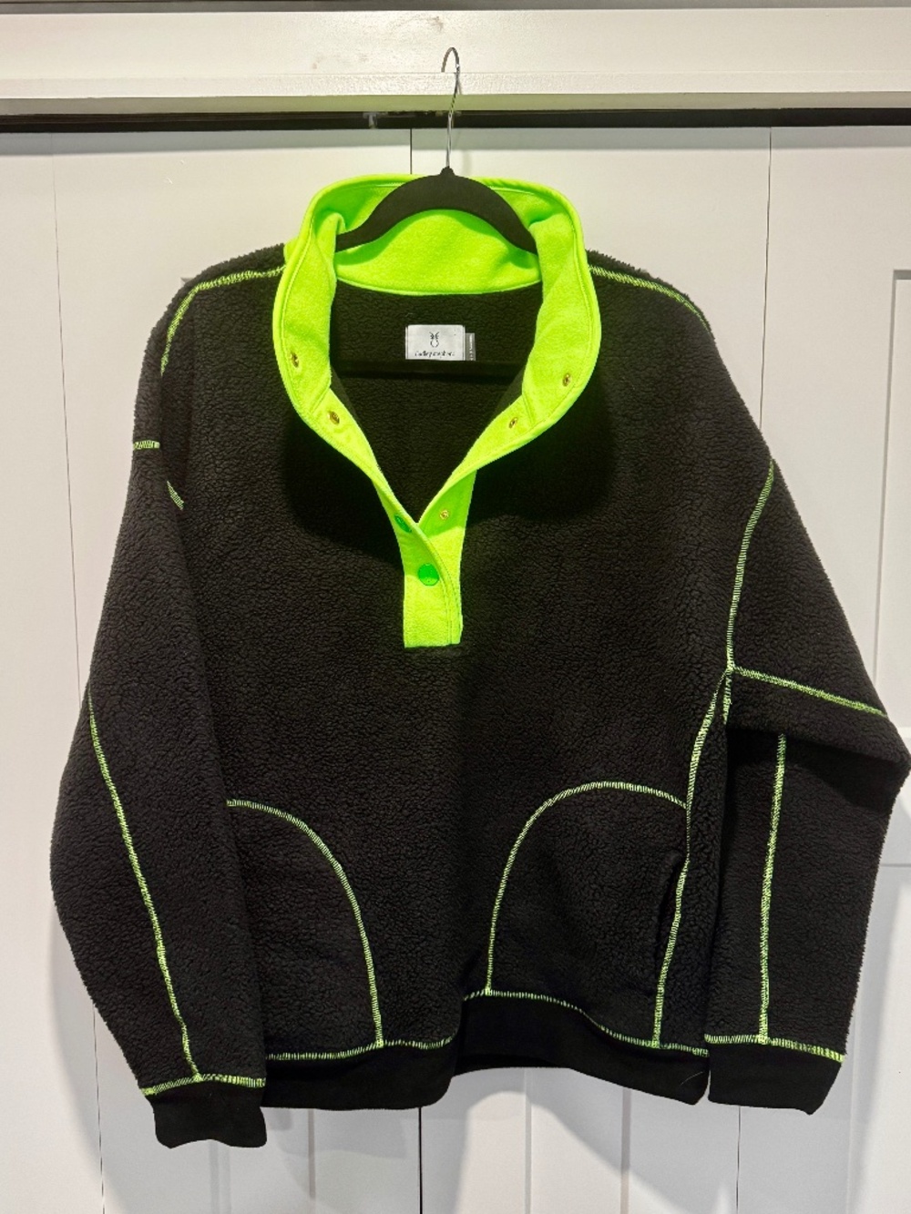 Dudley Stephens Black Sherpa Fleece Pullover Neon Green Snaps Size L Pineapple